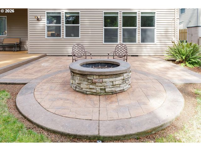 4802 LAKEVIEW Blvd, Lake Oswego, OR 97035