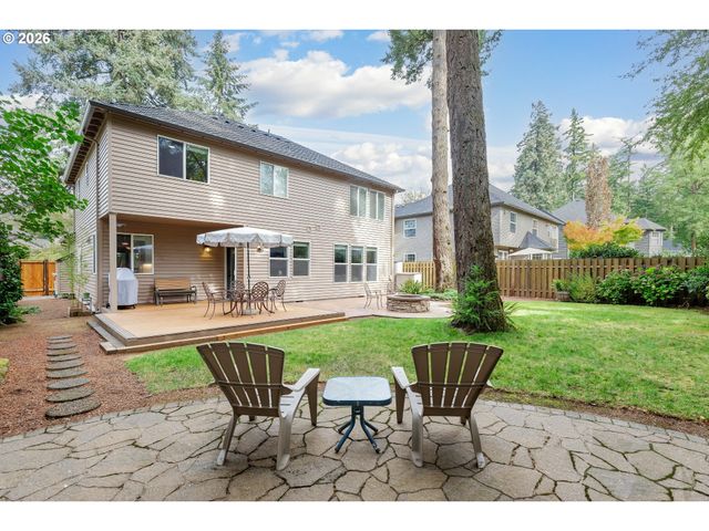 4802 LAKEVIEW Blvd, Lake Oswego, OR 97035