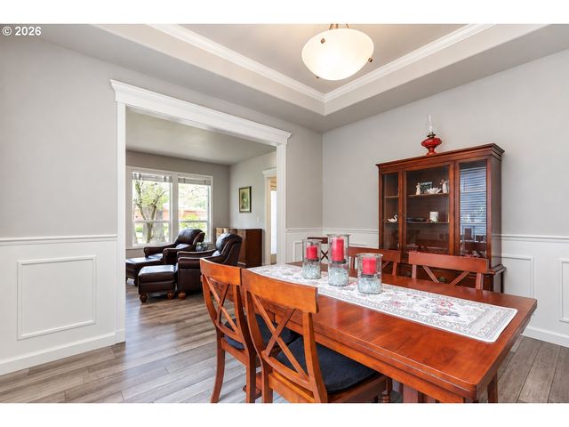 4802 LAKEVIEW Blvd, Lake Oswego, OR 97035