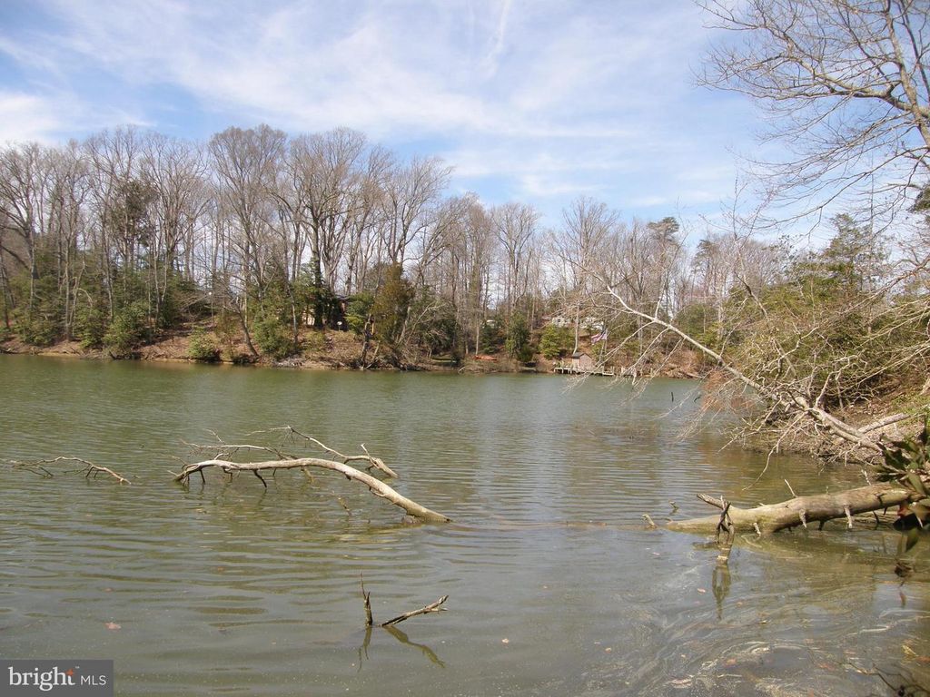 23665 KINGSTON CREEK RD, California, MD 20619
