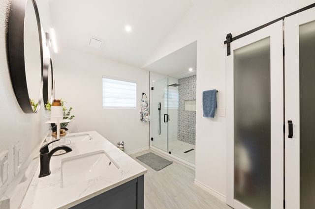 2114 Engle Avenue, Dallas, TX 75224