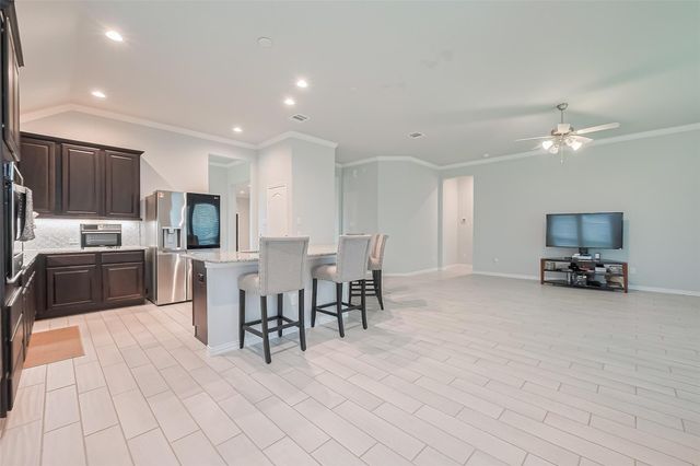 17 Road 6615, Dayton, TX 77535