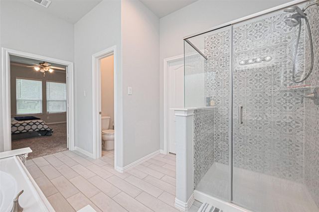 17 Road 6615, Dayton, TX 77535