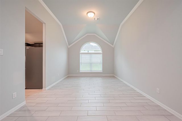 17 Road 6615, Dayton, TX 77535