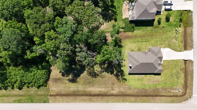 17 Road 6615, Dayton, TX 77535