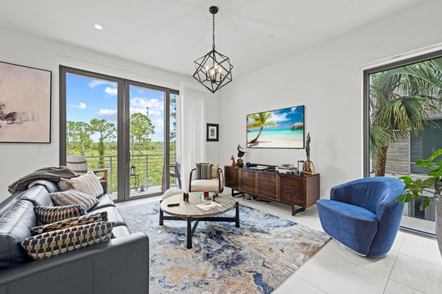 1811 NW 42nd Drive, Boca Raton, FL 33431