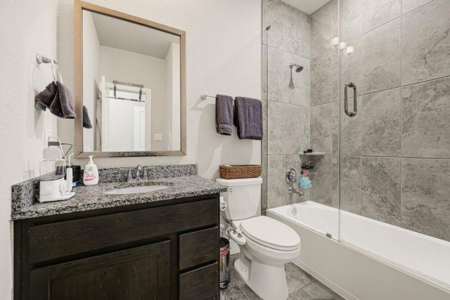 119 S Curly Willow Circle, Tomball, TX 77375