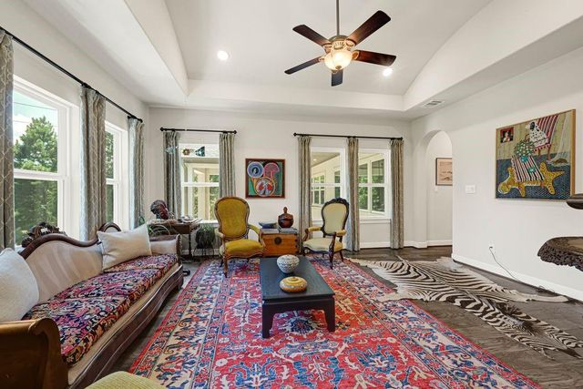 119 S Curly Willow Circle, Tomball, TX 77375