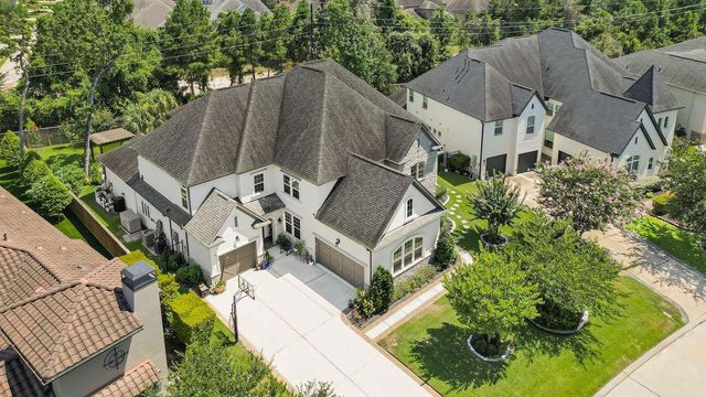 119 S Curly Willow Circle, Tomball, TX 77375