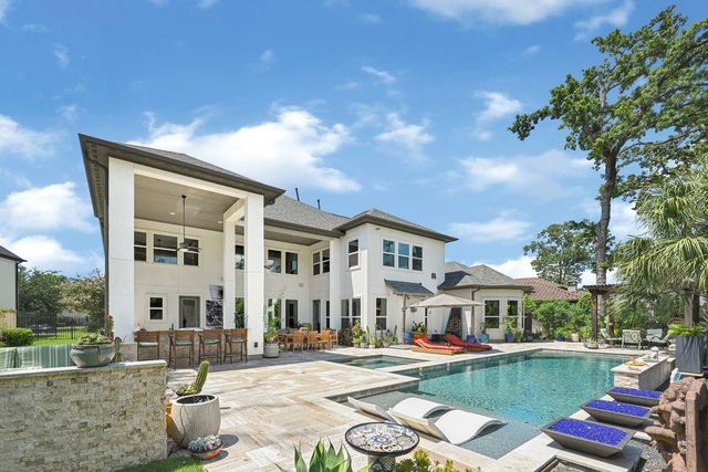 119 S Curly Willow Circle, Tomball, TX 77375
