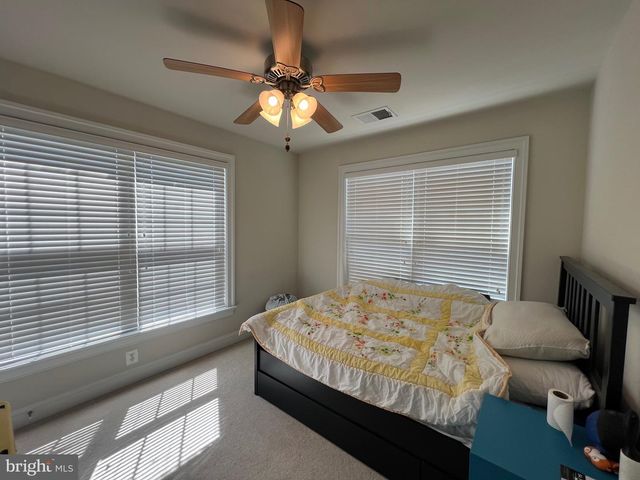 14878 POTOMAC BRANCH DR, Woodbridge, VA 22191