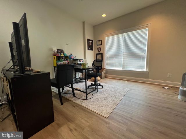 14878 POTOMAC BRANCH DR, Woodbridge, VA 22191