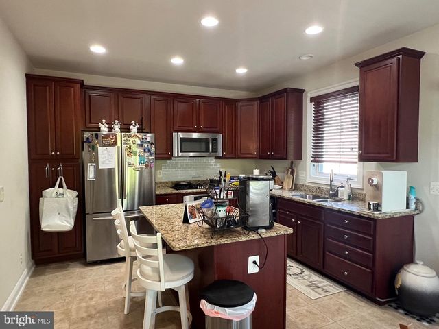 14878 POTOMAC BRANCH DR, Woodbridge, VA 22191