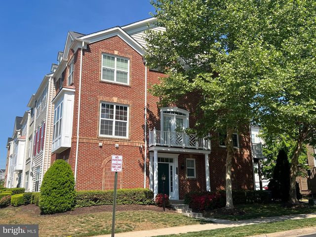 14878 POTOMAC BRANCH DR, Woodbridge, VA 22191