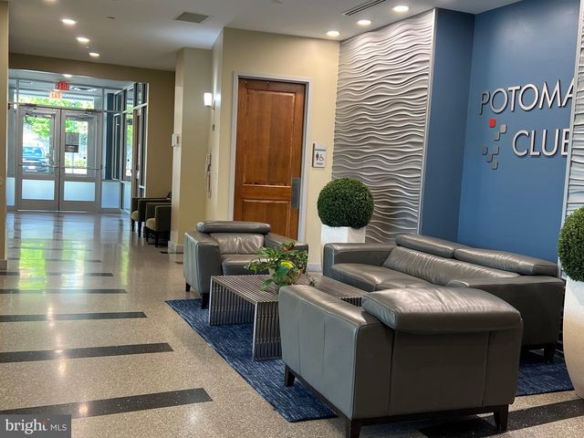 14878 POTOMAC BRANCH DR, Woodbridge, VA 22191