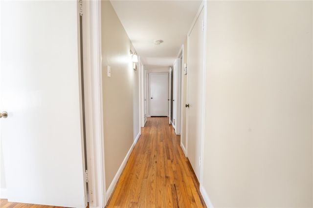 910 Wilshire Pl, Corpus Christi, TX 78411