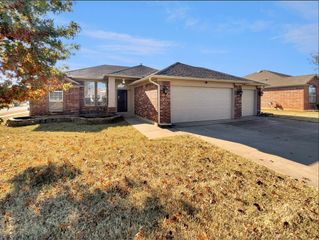 2300 NW 162nd Terrace, Edmond, OK 73013