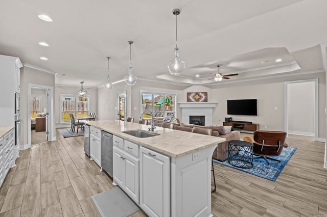 9508 Oak Forest Lane, Sherwood, AR 72120