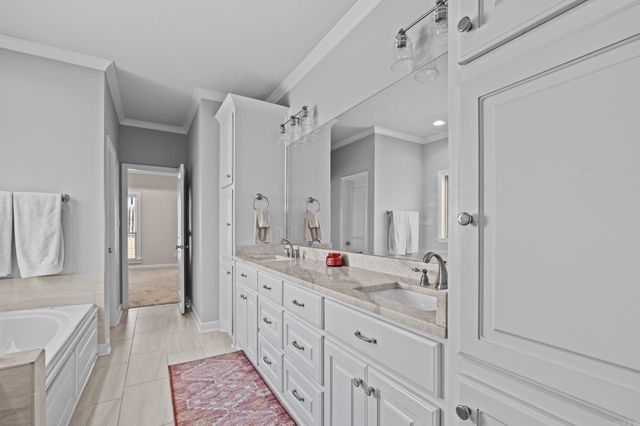 9508 Oak Forest Lane, Sherwood, AR 72120