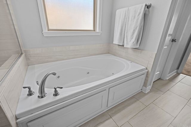 9508 Oak Forest Lane, Sherwood, AR 72120