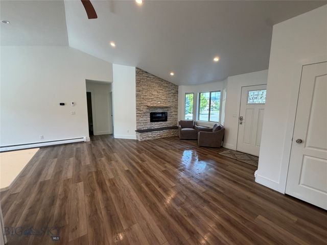 217 Lillian Way, Bozeman, MT 59718