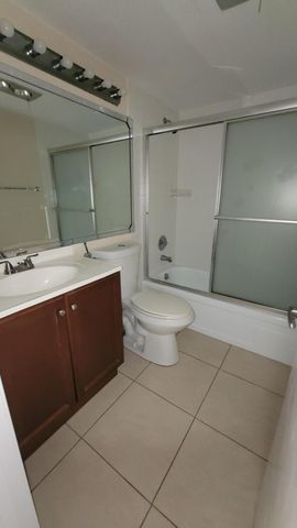375 Camden P, West Palm Beach, FL 33417