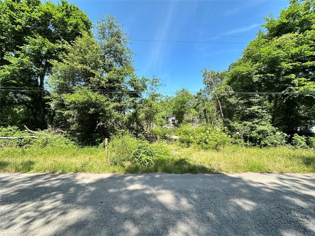 19381 Crystalwood Estates Drive, New Caney, TX 77357