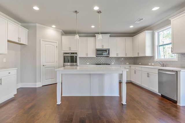 5010 Thalley Creek Drive, Cumming, GA 30040