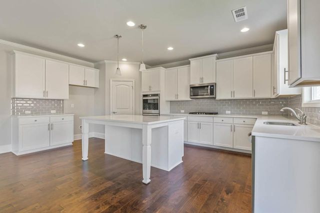 5010 Thalley Creek Drive, Cumming, GA 30040