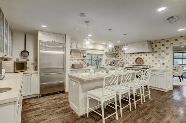 3735 Del Monte Drive, Houston, TX 77019