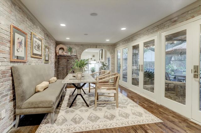 3735 Del Monte Drive, Houston, TX 77019