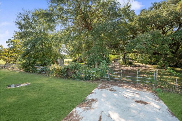 19811 Fm 1488 Road, Magnolia, TX 77355