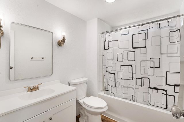 4610 Coronado W Street, Bakersfield, CA 93314