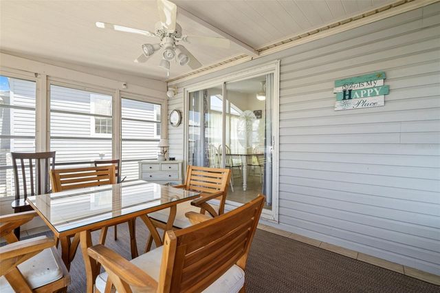 116 MOUNT ISLE AVENUE NE 116, St Petersburg, FL 33702