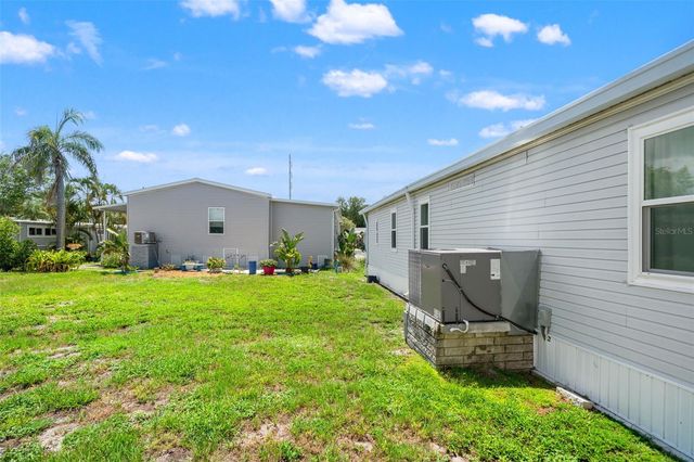 116 MOUNT ISLE AVENUE NE 116, St Petersburg, FL 33702