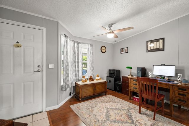 116 MOUNT ISLE AVENUE NE 116, St Petersburg, FL 33702