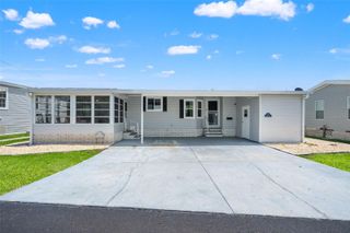 116 MOUNT ISLE AVENUE NE 116, St Petersburg, FL 33702