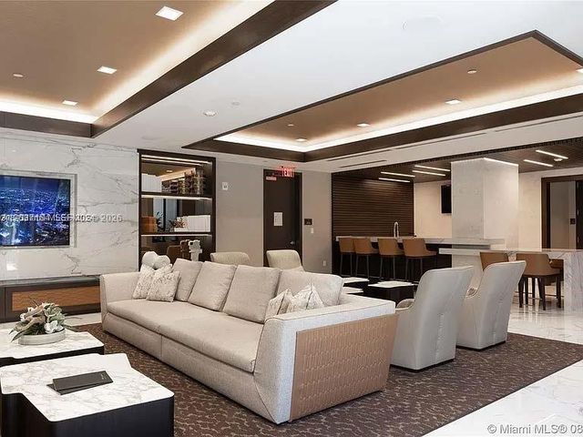 301 Altara Ave 527, Coral Gables, FL 33146
