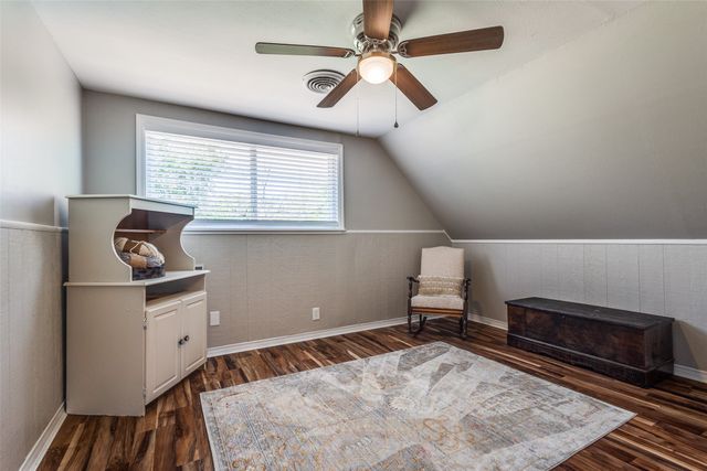 1223 E Windsor Drive, Denton, TX 76209