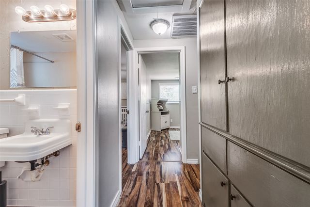 1223 E Windsor Drive, Denton, TX 76209