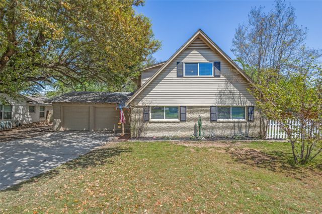 1223 E Windsor Drive, Denton, TX 76209