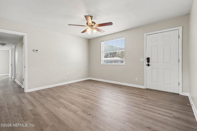 11325 SOFORENKO Drive, Jacksonville, FL 32218