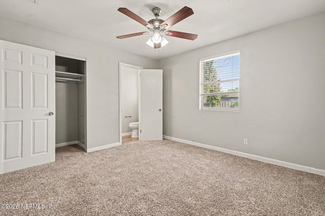 11325 SOFORENKO Drive, Jacksonville, FL 32218