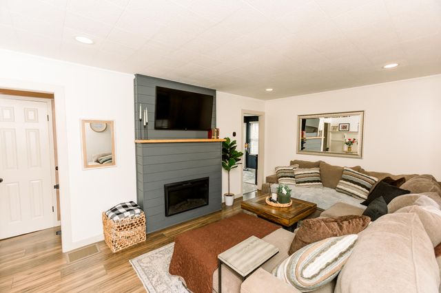 25 Elsmar Avenue, Fort Thomas, KY 41075