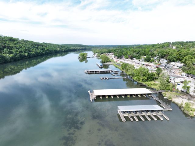 2529 State Highway 176 B2, Rockaway Beach, MO 65740