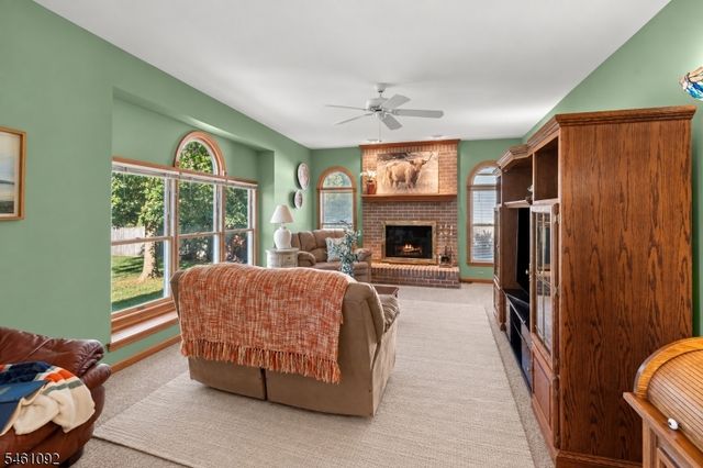 23 Milburn Dr, Hillsborough Twp., NJ 08844