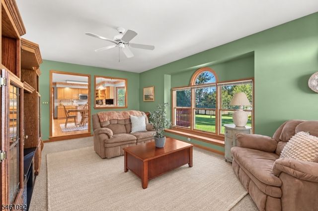 23 Milburn Dr, Hillsborough Twp., NJ 08844