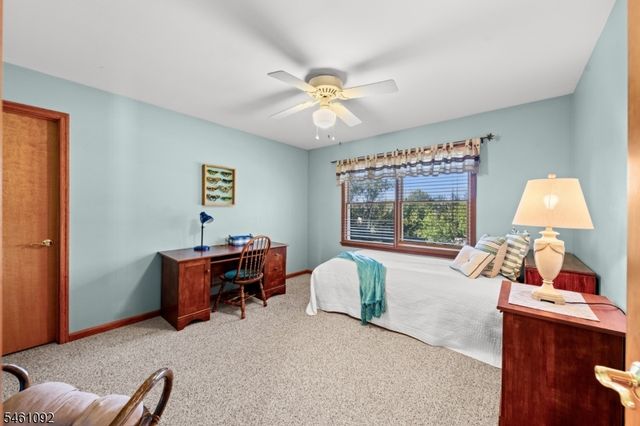23 Milburn Dr, Hillsborough Twp., NJ 08844