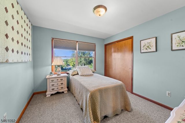 23 Milburn Dr, Hillsborough Twp., NJ 08844