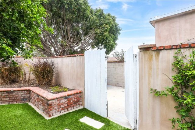 14622 Zane, Huntington Beach, CA 92647